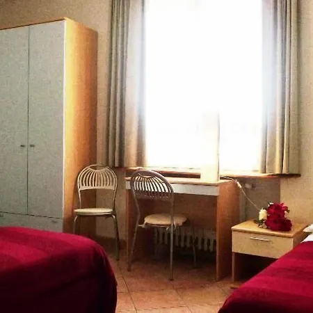 Girasole House 3*
