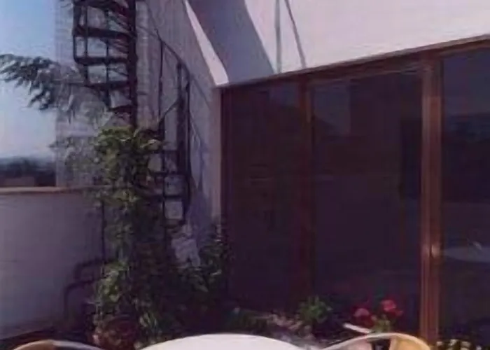 게스트하우스 기라솔 하우스 3*